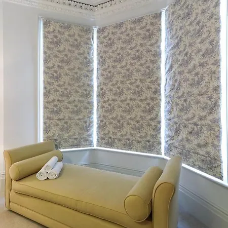 公寓 Bright Modern Two Bed With Parking *
